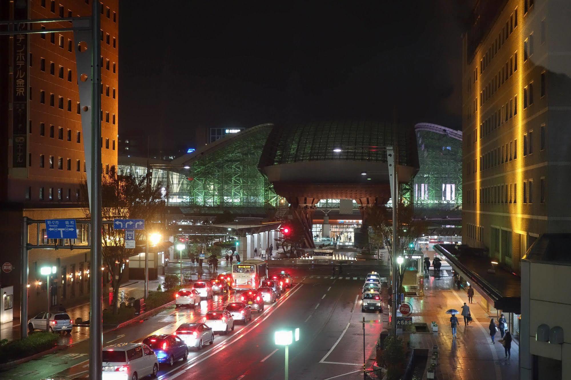 Blue Hour Kanazawa Bagian luar foto